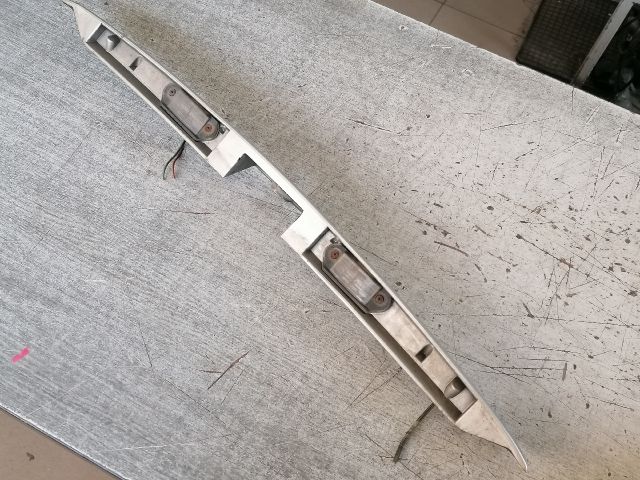 bontott SKODA OCTAVIA I Csomagtérajtó Díszléc