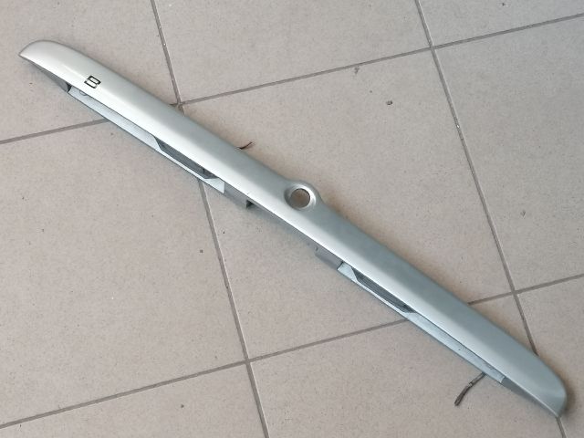 bontott SKODA OCTAVIA I Csomagtérajtó Díszléc