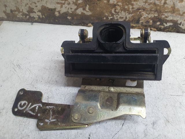 bontott SKODA OCTAVIA I Csomagtérajtó Kilincs