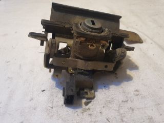 bontott SKODA OCTAVIA I Csomagtérajtó Kilincs