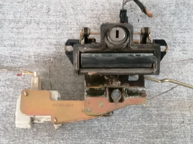 bontott SKODA OCTAVIA I Csomagtérajtó Kilincs