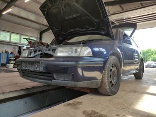 bontott SKODA OCTAVIA I Csomagtérajtó (Üres lemez)