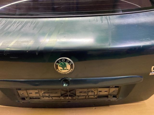 bontott SKODA OCTAVIA I Csomagtérajtó (Üres lemez)