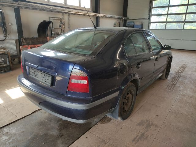 bontott SKODA OCTAVIA I Csomagtérajtó (Üres lemez)