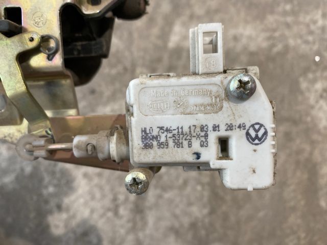 bontott SKODA OCTAVIA I Csomagtérajtó Zárszerkezet