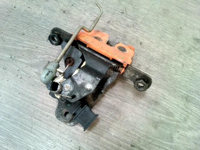 bontott SKODA OCTAVIA I Csomagtérajtó Zárszerkezet