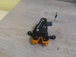 bontott SKODA OCTAVIA I Csomagtérajtó Zárszerkezet