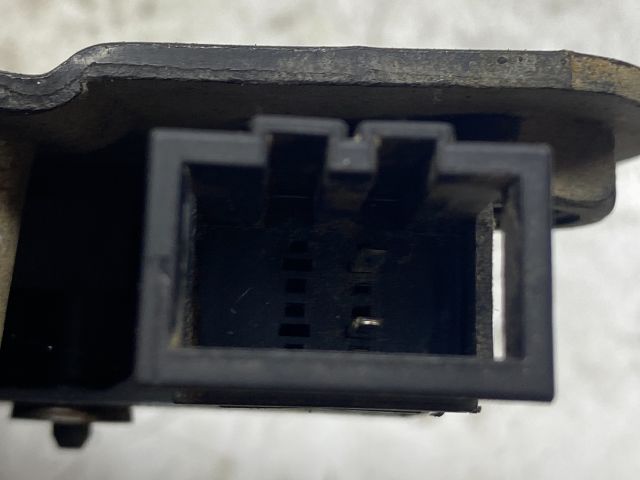 bontott SKODA OCTAVIA I Csomagtérajtó Zárszerkezet