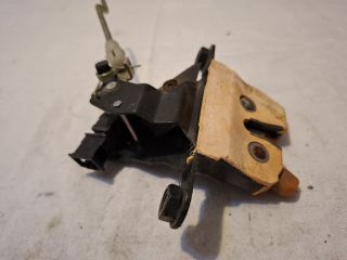 bontott SKODA OCTAVIA I Csomagtérajtó Zárszerkezet