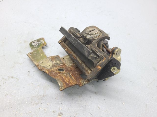 bontott SKODA OCTAVIA I Csomagtérajtó Zárszerkezet