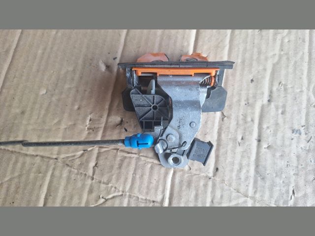 bontott SKODA OCTAVIA I Csomagtérajtó Zárszerkezet