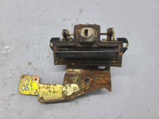 bontott SKODA OCTAVIA I Csomagtérajtó Zárszerkezet