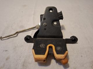 bontott SKODA OCTAVIA I Csomagtérajtó Zárszerkezet