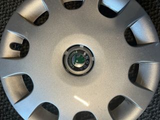 bontott SKODA OCTAVIA I Dísztárcsa (1 db)