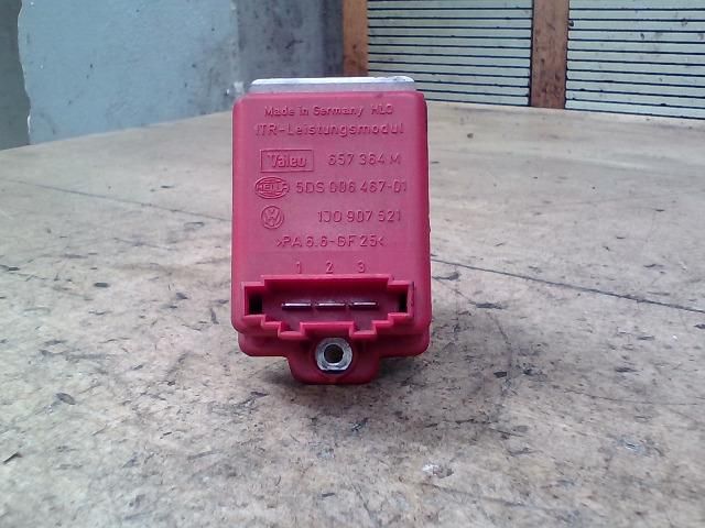 bontott SKODA OCTAVIA I Előtét Ellenállás Fűtőmotor