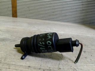 bontott SKODA OCTAVIA I Első Ablakmosó Szivattyú