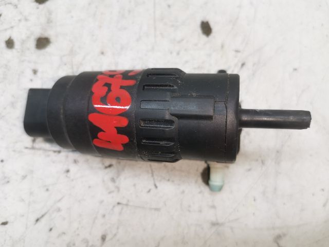 bontott SKODA OCTAVIA I Első Ablakmosó Szivattyú