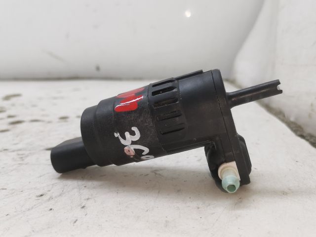 bontott SKODA OCTAVIA I Első Ablakmosó Szivattyú