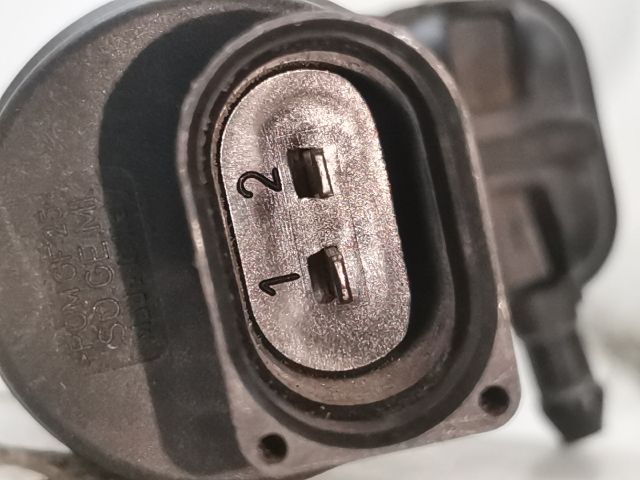 bontott SKODA OCTAVIA I Első Ablakmosó Szivattyú