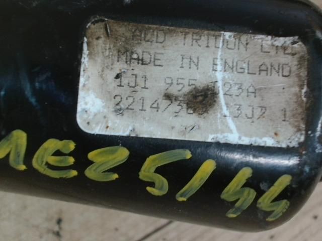 bontott SKODA OCTAVIA I Első Ablaktörlő Szerkezet Motorral