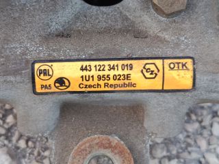 bontott SKODA OCTAVIA I Első Ablaktörlő Szerkezet Motorral