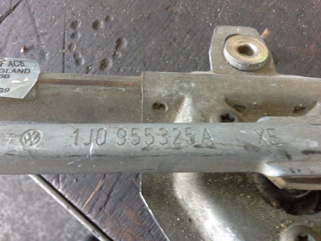 bontott SKODA OCTAVIA I Első Ablaktörlő Szerkezet