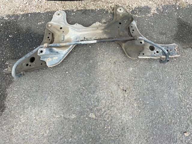 bontott SKODA OCTAVIA I Első Bölcső