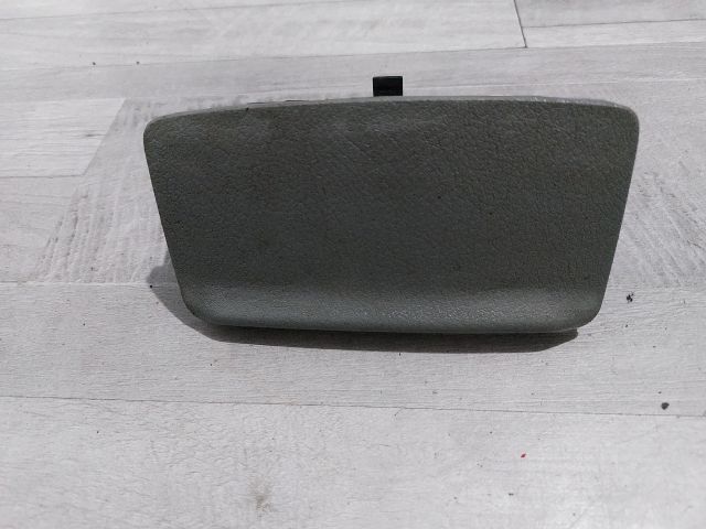 bontott SKODA OCTAVIA I Első Hamutartó