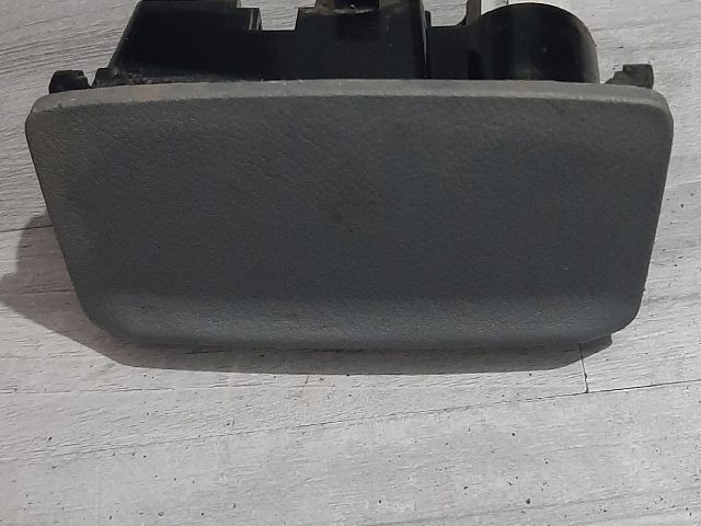 bontott SKODA OCTAVIA I Első Hamutartó