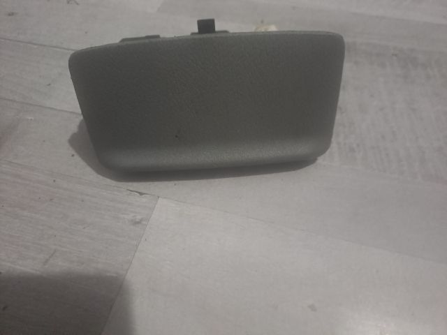 bontott SKODA OCTAVIA I Első Hamutartó