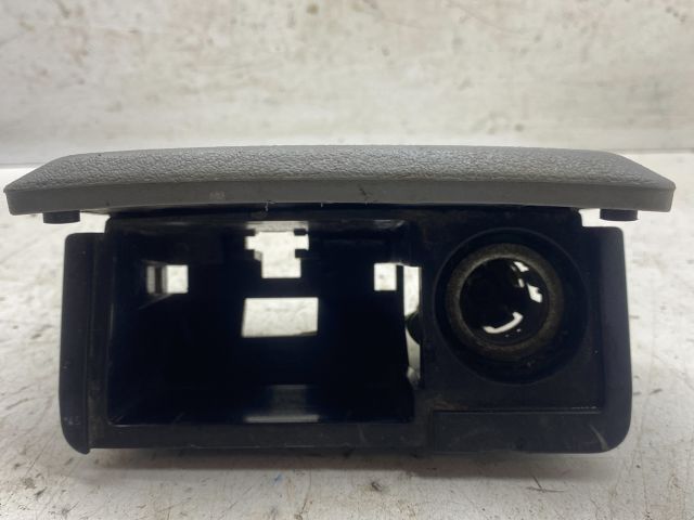 bontott SKODA OCTAVIA I Első Hamutartó