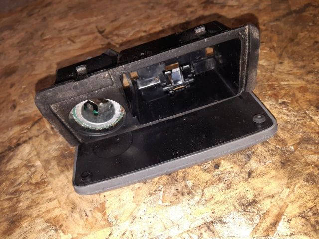 bontott SKODA OCTAVIA I Első Hamutartó