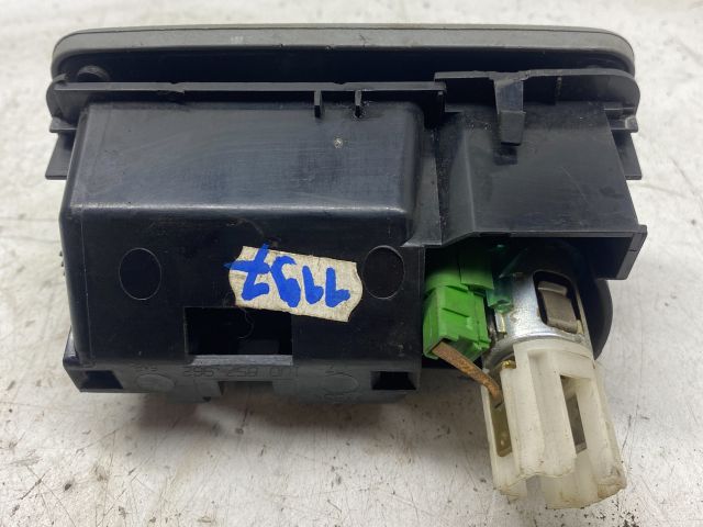 bontott SKODA OCTAVIA I Első Hamutartó