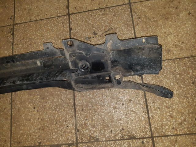 bontott SKODA OCTAVIA I Első Lökhárító Merevítő (Fém)