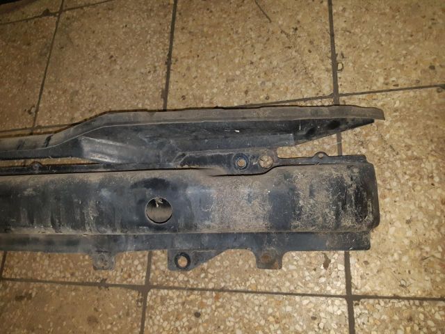 bontott SKODA OCTAVIA I Első Lökhárító Merevítő (Fém)