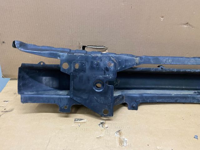 bontott SKODA OCTAVIA I Első Lökhárító Merevítő (Fém)