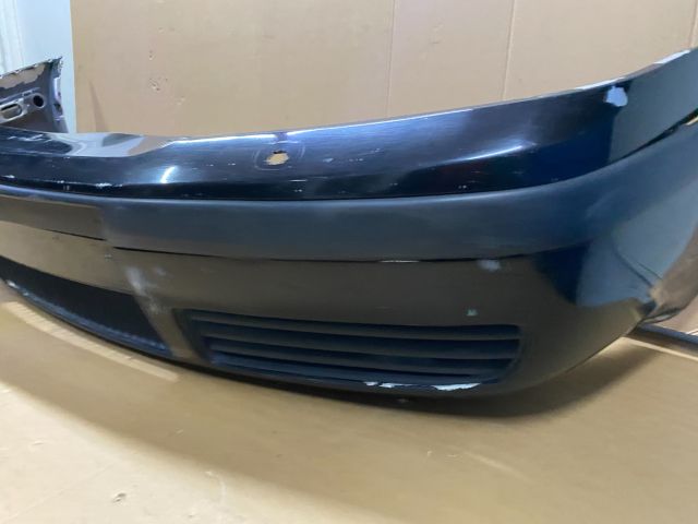 bontott SKODA OCTAVIA I Első Lökhárító (Részeivel)