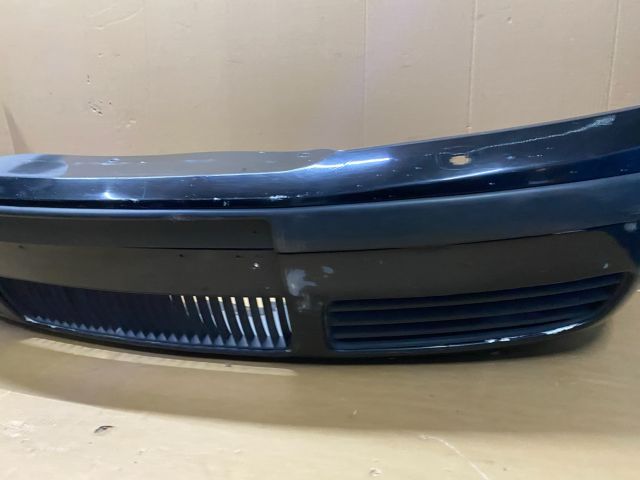 bontott SKODA OCTAVIA I Első Lökhárító (Részeivel)