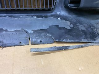 bontott SKODA OCTAVIA I Első Lökhárító (Részeivel)