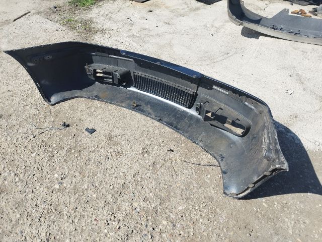 bontott SKODA OCTAVIA I Első Lökhárító (Részeivel)