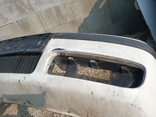 bontott SKODA OCTAVIA I Első Lökhárító (Részeivel)