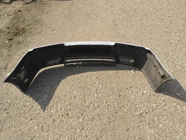 bontott SKODA OCTAVIA I Első Lökhárító (Üresen)