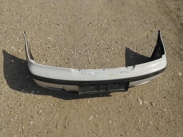 bontott SKODA OCTAVIA I Első Lökhárító (Üresen)