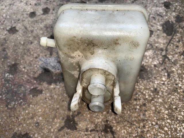 bontott SKODA OCTAVIA I Fékfolyadék Tartály