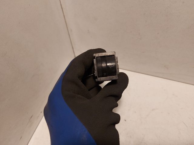 bontott SKODA OCTAVIA I Fényszórómagasság Állító Kapcsoló