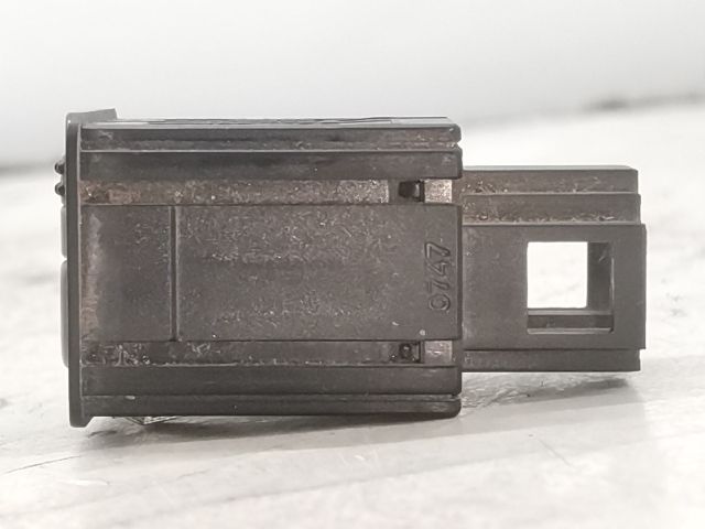 bontott SKODA OCTAVIA I Fényszórómagasság Állító Kapcsoló