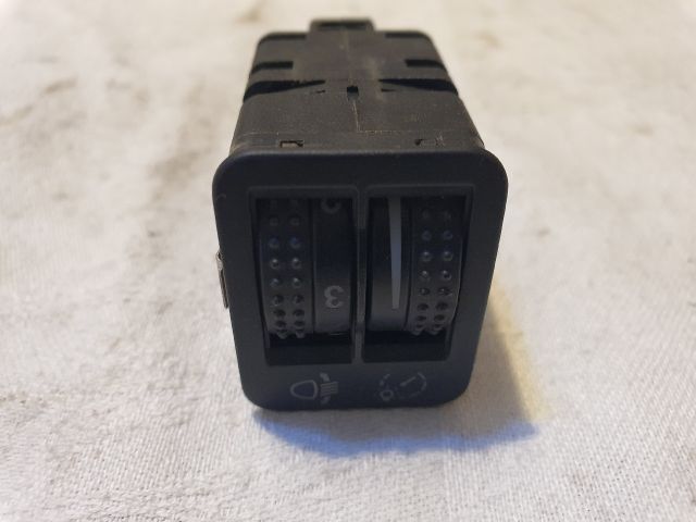 bontott SKODA OCTAVIA I Fényszórómagasság Állító Kapcsoló