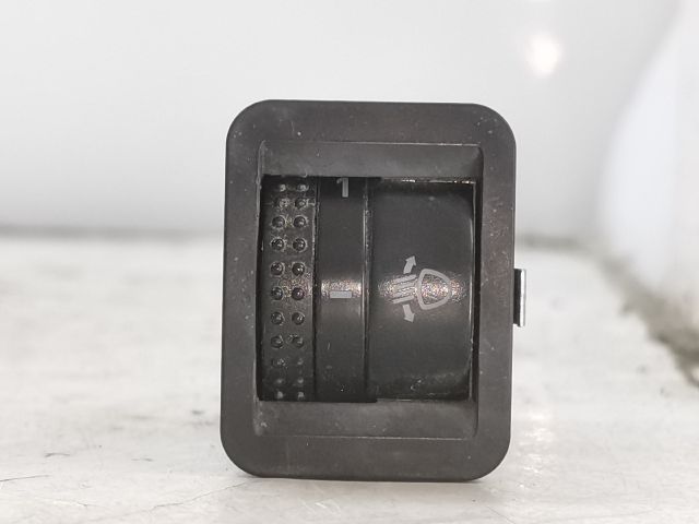 bontott SKODA OCTAVIA I Fényszórómagasság Állító Kapcsoló