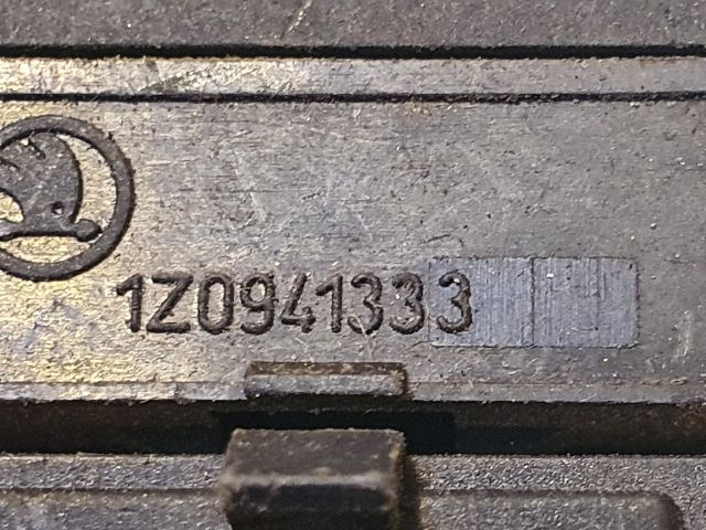 bontott SKODA OCTAVIA I Fényszórómagasság Állító Kapcsoló