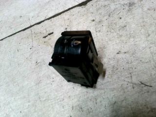 bontott SKODA OCTAVIA I Fényszórómagasság Állító Kapcsoló